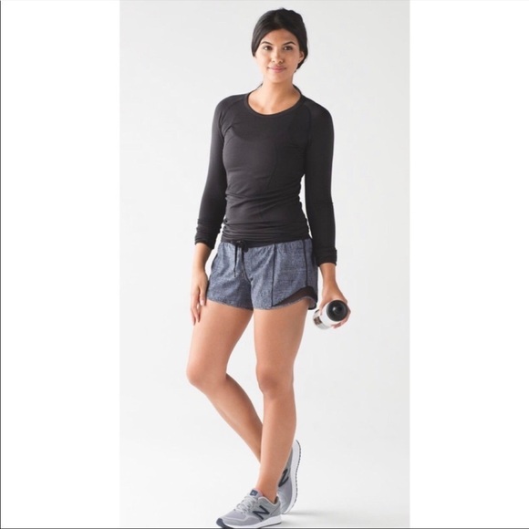 Lululemon Fall Net Print Drawstring Mesh Inset Running Hotty Hot Shorts - Picture 1 of 9